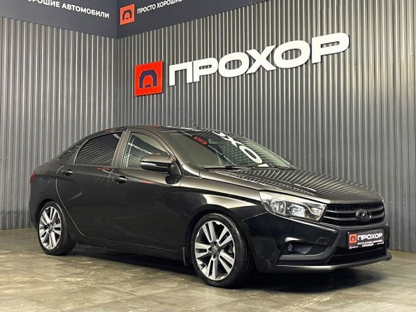 Lada (ВАЗ) Vesta I с пробегом 2018 года, цена 797 000 рублей, 53129 км, седан, Автокод Объявления