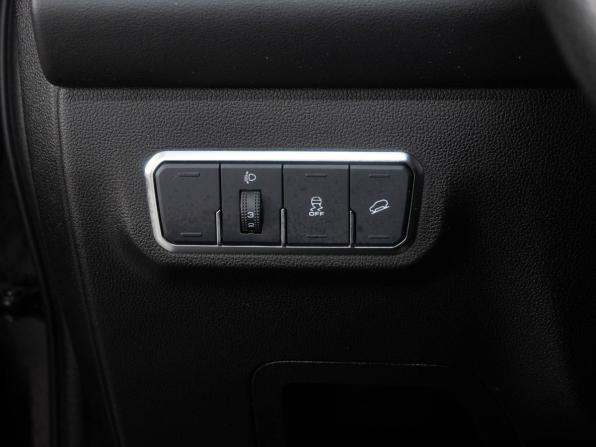 Haval M6 II с пробегом 2023 года, цена 1 744 000 рублей, 39700 км, внедорожник, Автокод Объявления