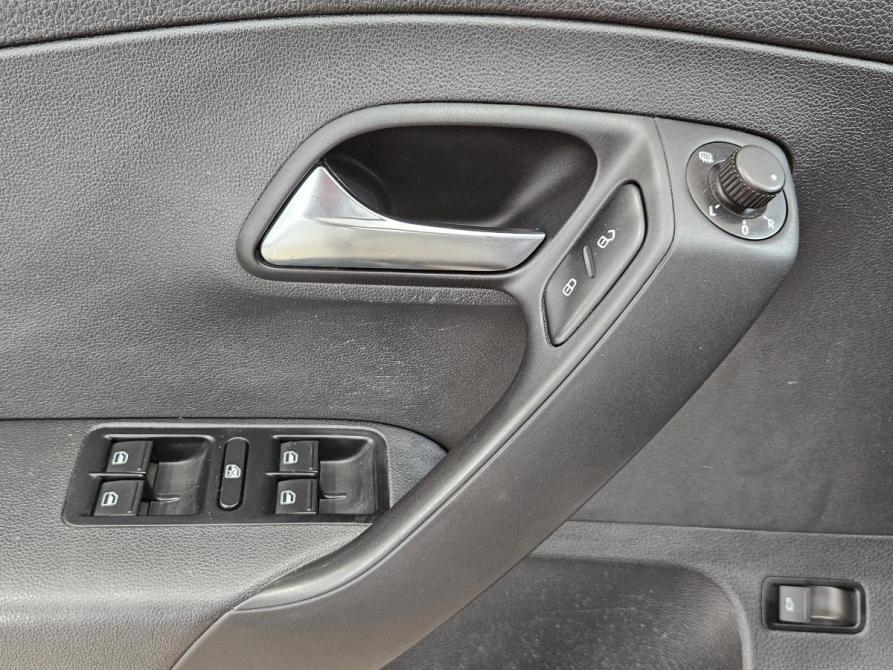 Volkswagen Polo V Рестайлинг Вологда  - изображение 15