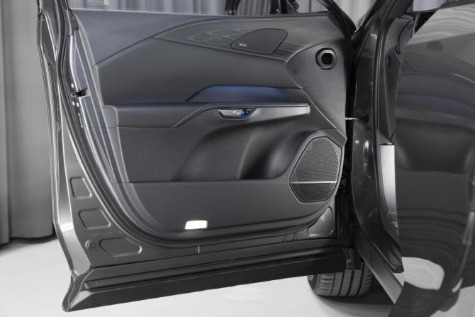 Новый Lexus RX V 2025 года, цена 16 009 700 рублей, внедорожник, Автокод Объявления
