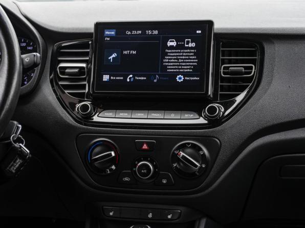 Hyundai Solaris II Рестайлинг с пробегом 2021 года, цена 1 588 000 рублей, 68364 км, седан, Автокод Объявления