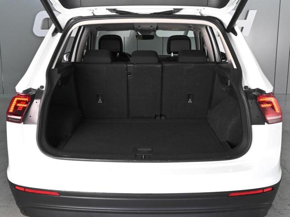 Volkswagen Tiguan II с пробегом 2019 года, цена 2 489 000 рублей, 157127 км, внедорожник, Автокод Объявления