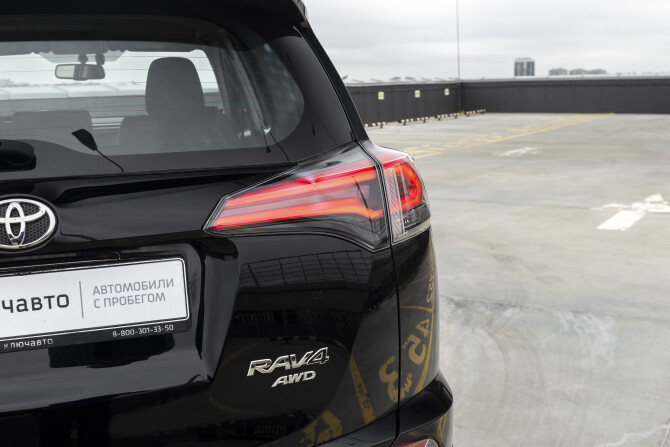 Toyota RAV4 IV (XA40) Рестайлинг с пробегом 2019 года, цена 2 920 000 рублей, 90500 км, внедорожник, Автокод Объявления