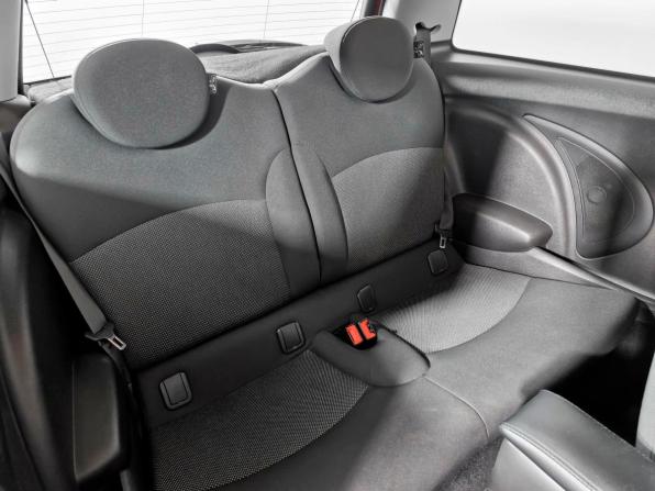 Mini Hatch II (R56) Рестайлинг с пробегом 2012 года, цена 970 000 рублей, 111076 км, хэтчбек, Автокод Объявления