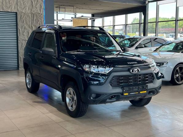 Lada (ВАЗ) Niva Travel I с пробегом 2022 года, цена 1 070 000 рублей, 45000 км, внедорожник, Автокод Объявления