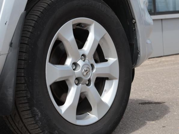 Toyota RAV4 III (XA30) Рестайлинг с пробегом 2012 года, цена 1 400 000 рублей, 231651 км, внедорожник, Автокод Объявления