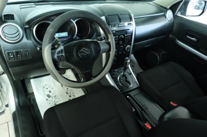 Suzuki Grand Vitara II с пробегом 2008 года, цена 899 000 рублей, 243000 км, внедорожник, Автокод Объявления
