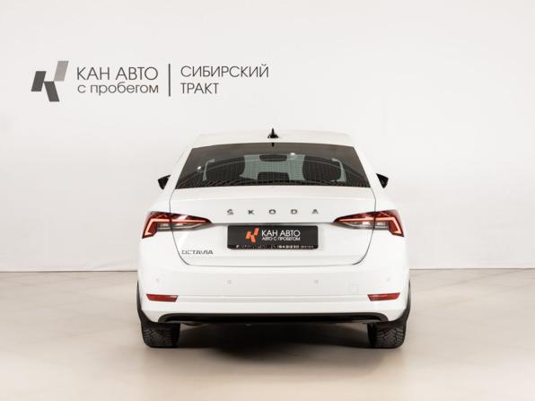 Skoda Octavia IV (A8) с пробегом 2021 года, цена 2 565 100 рублей, 82469 км, лифтбек, Автокод Объявления