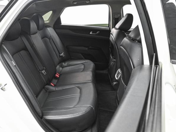Kia K5 III с пробегом 2020 года, цена 2 745 000 рублей, 52479 км, седан, Автокод Объявления