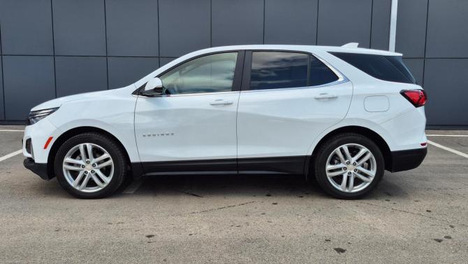 Chevrolet Equinox III Рестайлинг с пробегом 2021 года, цена 2 040 000 рублей, 130000 км, внедорожник, Автокод Объявления