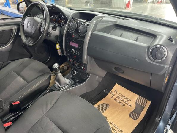 Renault Duster I Рестайлинг с пробегом 2017 года, цена 1 384 000 рублей, 119842 км, внедорожник, Автокод Объявления