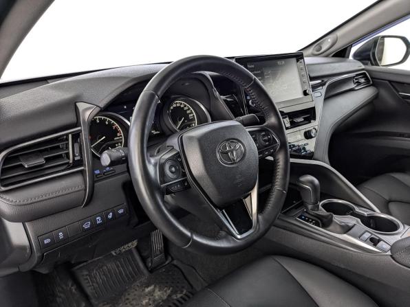 Toyota Camry VIII (XV70) Рестайлинг с пробегом 2022 года, цена 2 900 000 рублей, 110323 км, седан, Автокод Объявления
