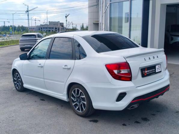 Lada (ВАЗ) Granta I Рестайлинг с пробегом 2024 года, цена 925 000 рублей, 69500 км, седан, Автокод Объявления