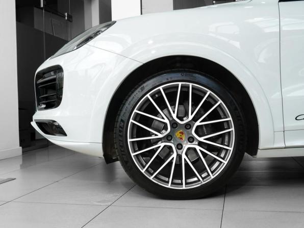 Porsche Cayenne III с пробегом 2021 года, цена 8 348 000 рублей, 72913 км, внедорожник, Автокод Объявления