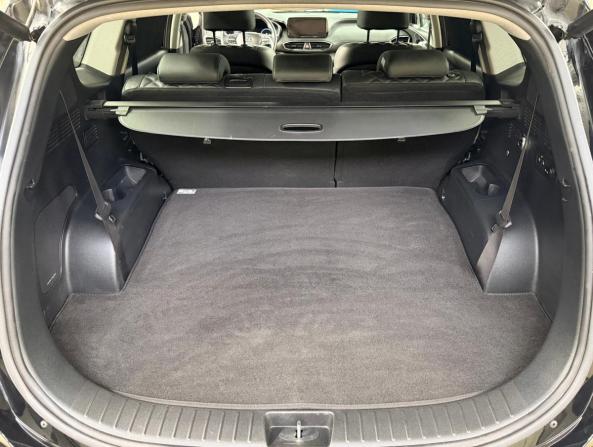 Hyundai Santa Fe IV Рестайлинг с пробегом 2022 года, цена 4 618 000 рублей, 44989 км, внедорожник, Автокод Объявления