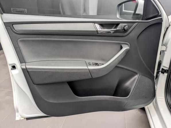 Skoda Rapid II с пробегом 2020 года, цена 1 450 000 рублей, 112036 км, лифтбек, Автокод Объявления