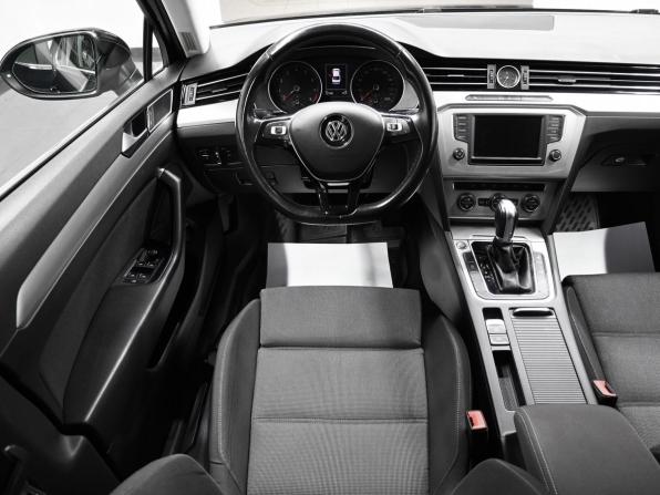 Volkswagen Passat B8 с пробегом 2017 года, цена 1 745 000 рублей, 127281 км, седан, Автокод Объявления