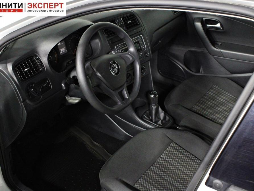 Volkswagen Polo V Рестайлинг Белгород  - изображение 11