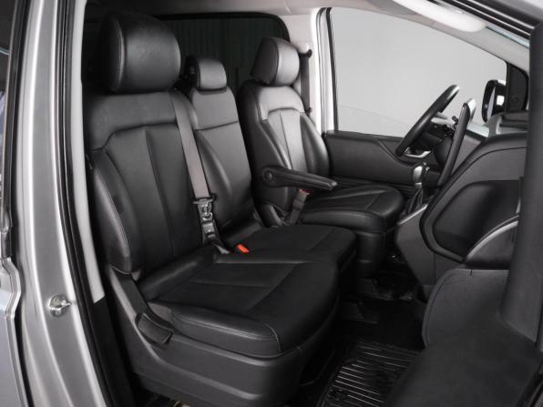 Hyundai Staria I с пробегом 2022 года, цена 5 270 000 рублей, 25365 км, минивэн, Автокод Объявления