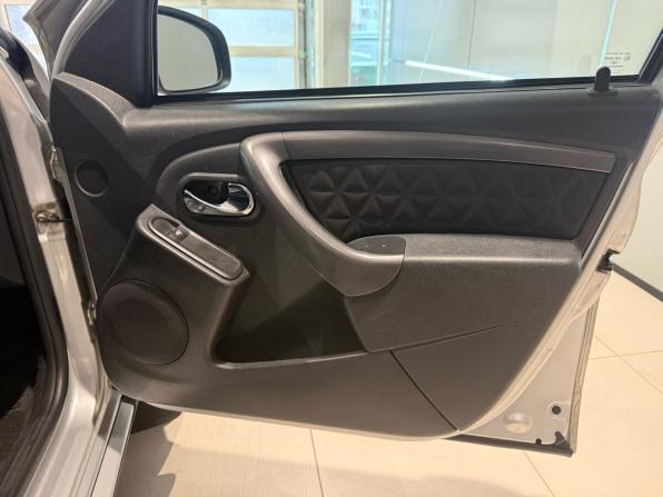 Renault Duster I Рестайлинг с пробегом 2015 года, цена 1 199 000 рублей, 187000 км, внедорожник, Автокод Объявления