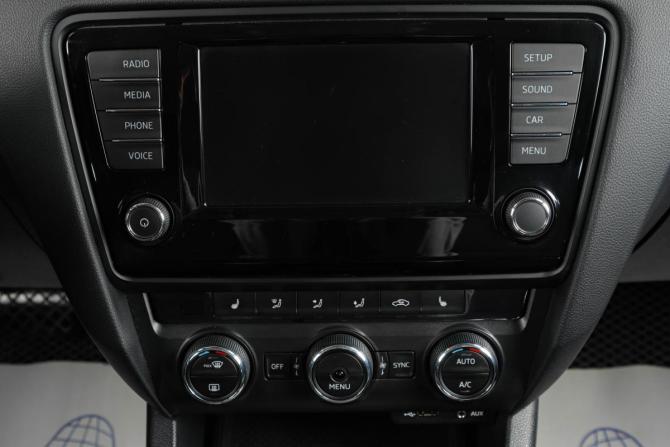 Skoda Octavia III (A7) с пробегом 2016 года, цена 1 459 000 рублей, 128425 км, лифтбек, Автокод Объявления