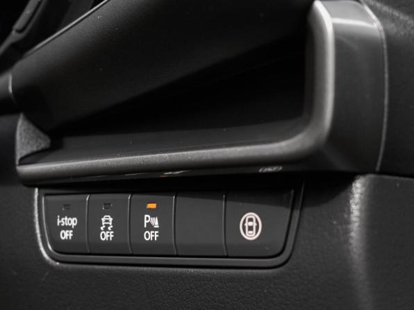 Mazda 3 IV (BP) с пробегом 2020 года, цена 1 730 000 рублей, 99648 км, хэтчбек, Автокод Объявления