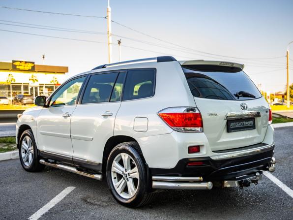 Toyota Highlander II (XU40) Рестайлинг с пробегом 2012 года, цена 1 798 000 рублей, 222317 км, внедорожник, Автокод Объявления