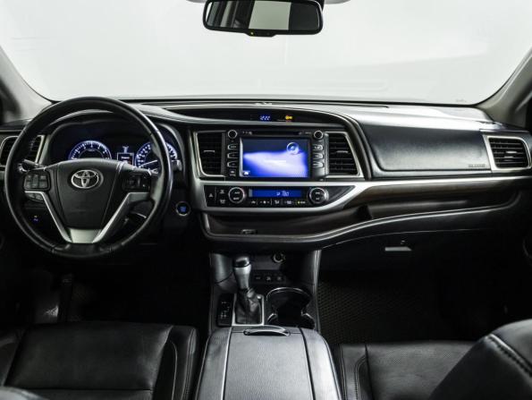 Toyota Highlander III (XU50) с пробегом 2015 года, цена 2 799 000 рублей, 151371 км, внедорожник, Автокод Объявления