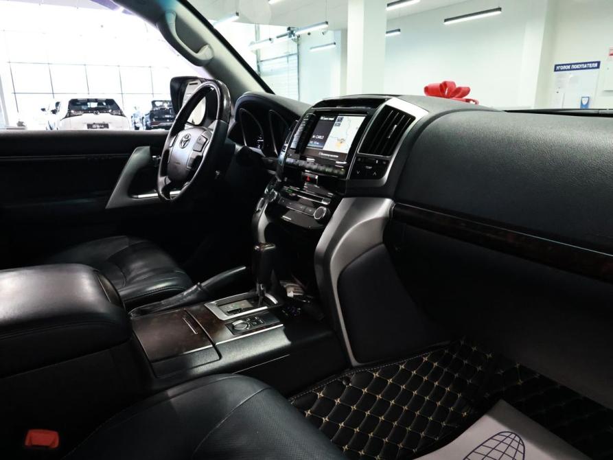 Toyota Land Cruiser 200 Series Рестайлинг 2 Калуга  - изображение 19