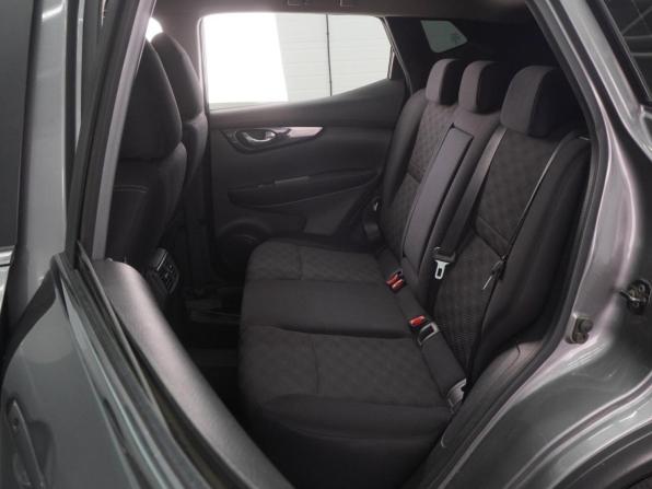 Nissan Qashqai II с пробегом 2018 года, цена 1 099 000 рублей, 234440 км, внедорожник, Автокод Объявления