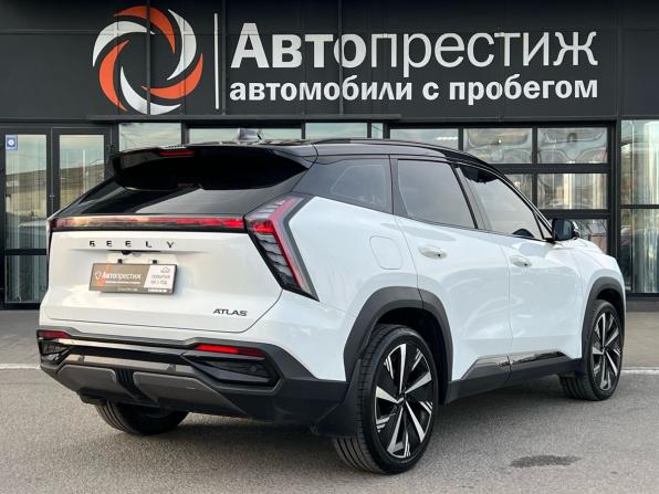 Geely Atlas II с пробегом 2023 года, цена 2 460 000 рублей, 98000 км, внедорожник, Автокод Объявления