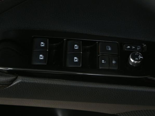 Toyota Camry VIII (XV70) с пробегом 2020 года, цена 2 295 000 рублей, 227000 км, седан, Автокод Объявления