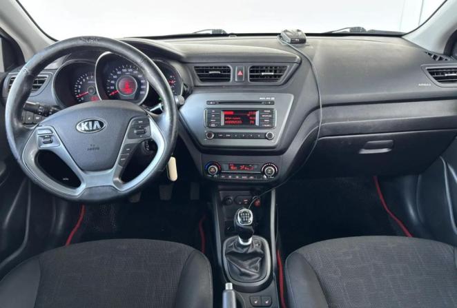 Kia Rio III Рестайлинг с пробегом 2015 года, цена 998 000 рублей, 142928 км, седан, Автокод Объявления