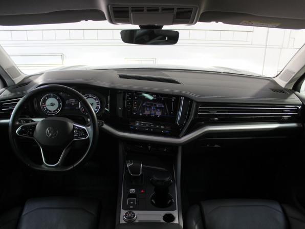 Volkswagen Touareg III с пробегом 2021 года, цена 5 650 000 рублей, 56265 км, внедорожник, Автокод Объявления