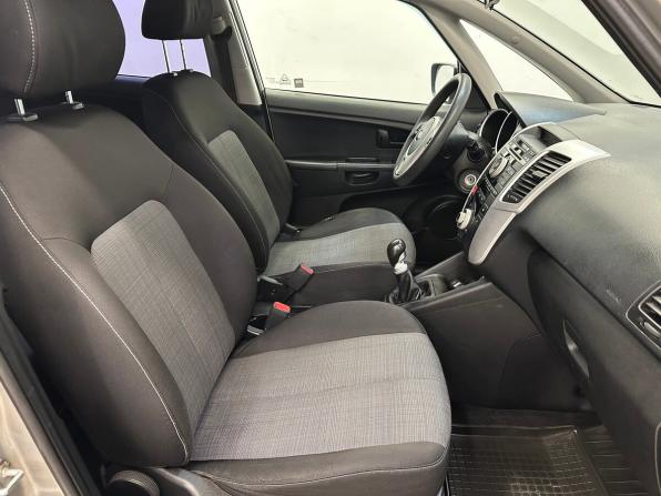 Kia Venga I с пробегом 2012 года, цена 530 000 рублей, 272004 км, минивэн, Автокод Объявления