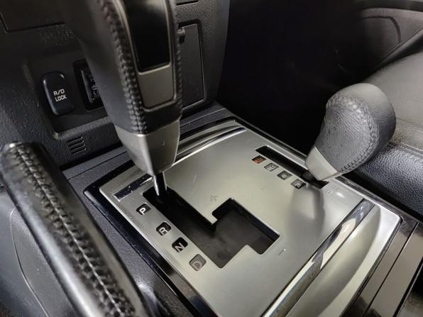 Mitsubishi Pajero IV Рестайлинг 2 с пробегом 2015 года, цена 2 570 000 рублей, 177500 км, внедорожник, Автокод Объявления