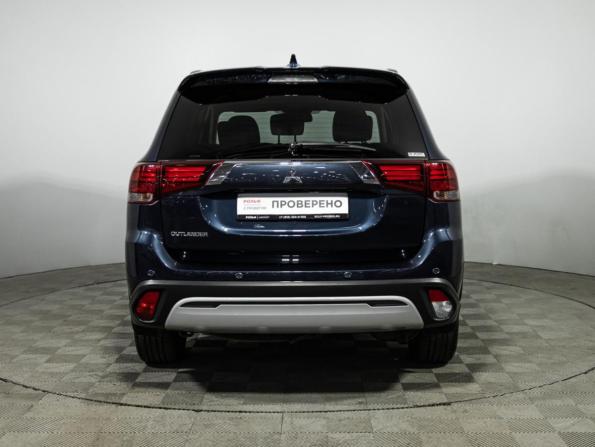 Mitsubishi Outlander III Рестайлинг 3 с пробегом 2021 года, цена 2 859 000 рублей, 67136 км, внедорожник, Автокод Объявления
