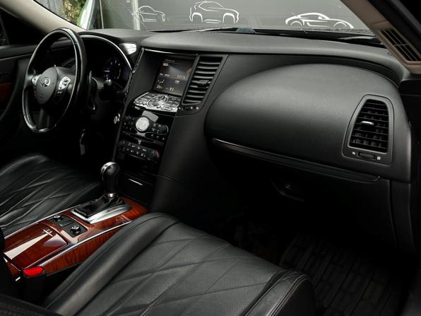 Infiniti QX70 с пробегом 2016 года, цена 2 299 000 рублей, 106800 км, внедорожник, Автокод Объявления