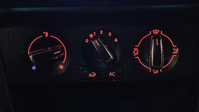 Volkswagen Polo V с пробегом 2012 года, цена 680 000 рублей, 201077 км, седан, Автокод Объявления