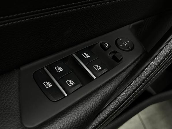 BMW 5 серии VII (G30/G31/G38) с пробегом 2019 года, цена 3 990 000 рублей, 119990 км, седан, Автокод Объявления