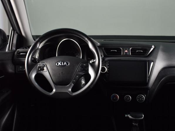 Kia Rio III Рестайлинг с пробегом 2016 года, цена 1 299 995 рублей, 65319 км, седан, Автокод Объявления