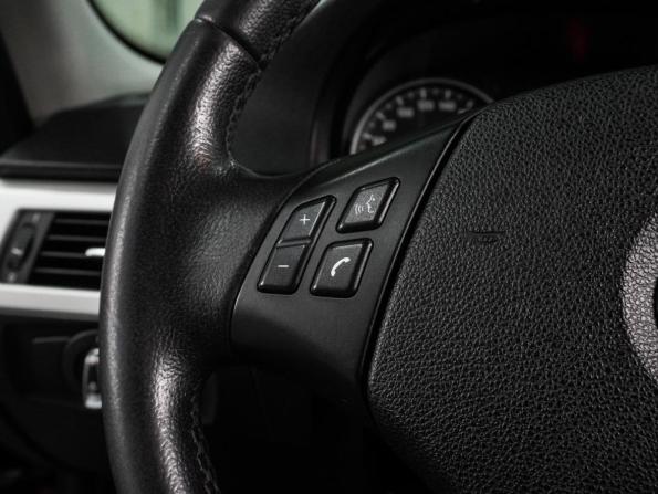 BMW 3 серии V (E90/E91/E92/E93) Рестайлинг с пробегом 2011 года, цена 899 000 рублей, 205516 км, седан, Автокод Объявления