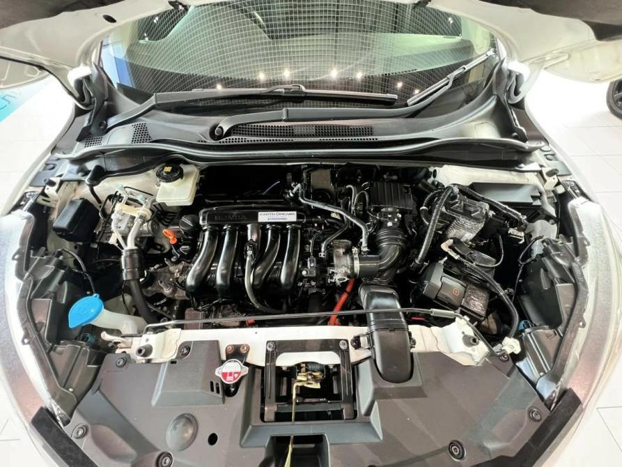 Honda Vezel I Екатеринбург  - изображение 10