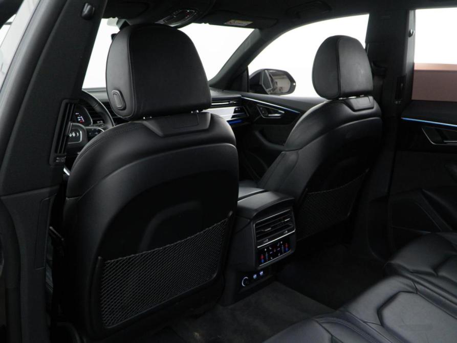 Audi Q8 I (4M) Москва  - изображение 11