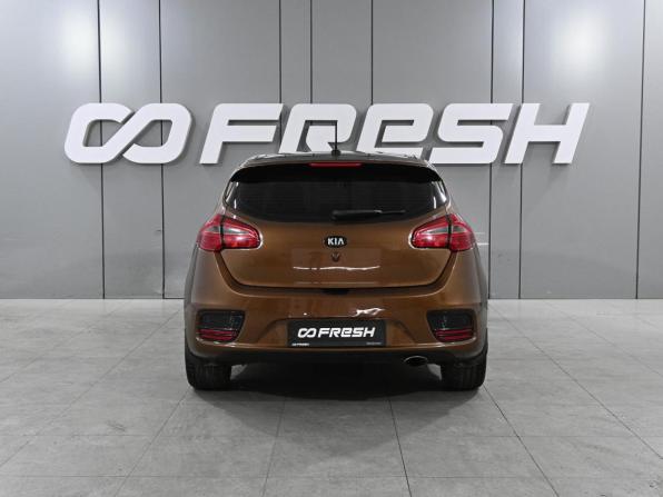 Kia Ceed II Рестайлинг с пробегом 2016 года, цена 1 299 000 рублей, 259058 км, хэтчбек, Автокод Объявления
