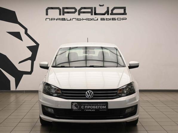 Volkswagen Polo V Рестайлинг с пробегом 2015 года, цена 929 000 рублей, 130656 км, седан, Автокод Объявления