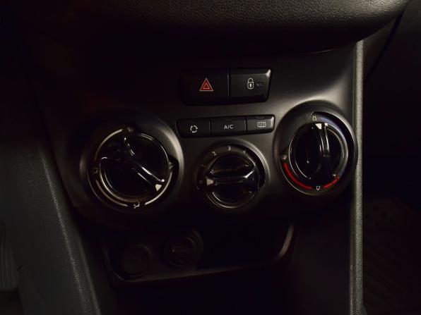 Peugeot 208 I с пробегом 2013 года, цена 629 995 рублей, 134670 км, хэтчбек, Автокод Объявления