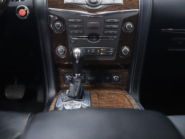 Nissan Patrol VI (Y62) с пробегом 2014 года, цена 1 990 000 рублей, 316183 км, внедорожник, Автокод Объявления
