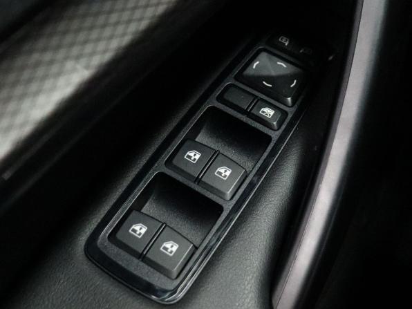 Lada (ВАЗ) Vesta I Рестайлинг (NG) с пробегом 2024 года, цена 1 289 000 рублей, 25819 км, седан, Автокод Объявления
