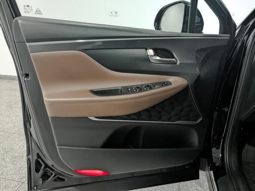 Hyundai Santa Fe IV Рестайлинг Москва  - изображение 18